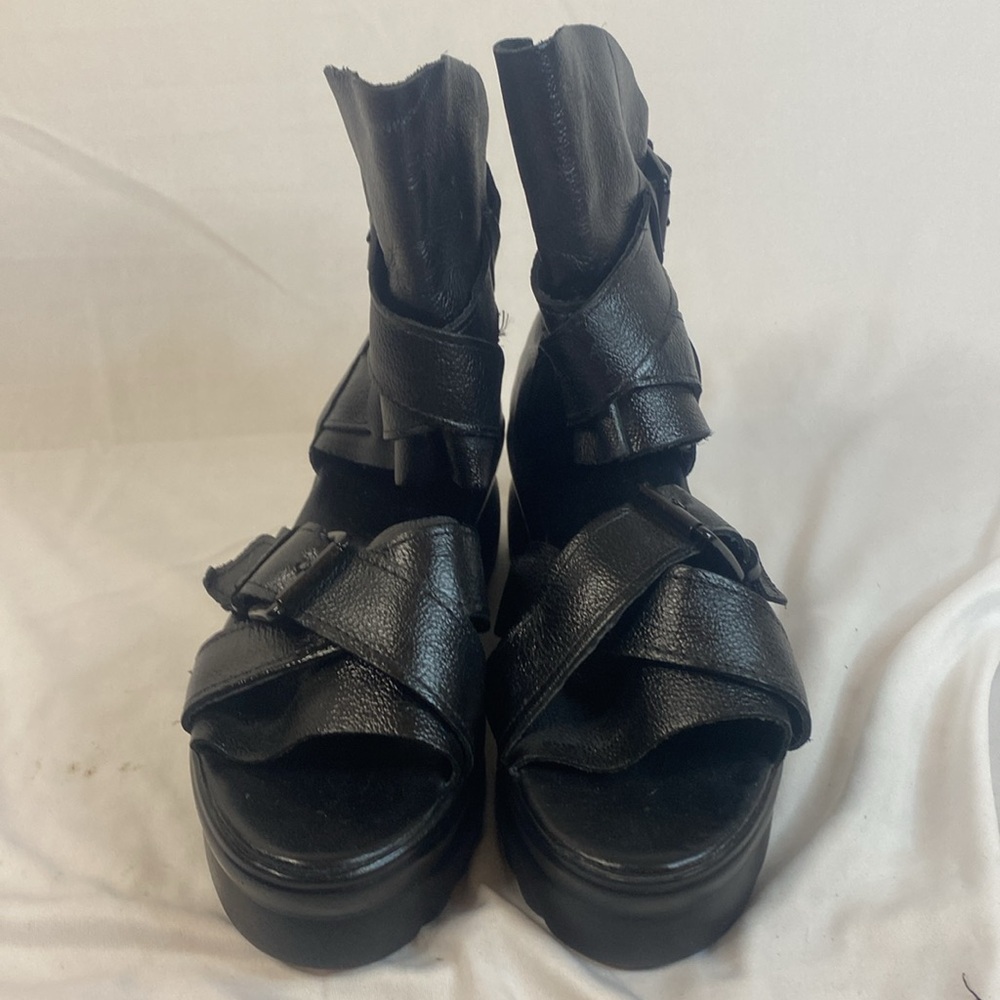 Women's Black Vegan Leather Sandals, Size 39 - Picture 2 of 5